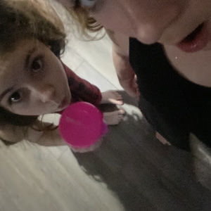 Meet your Posher, Avery